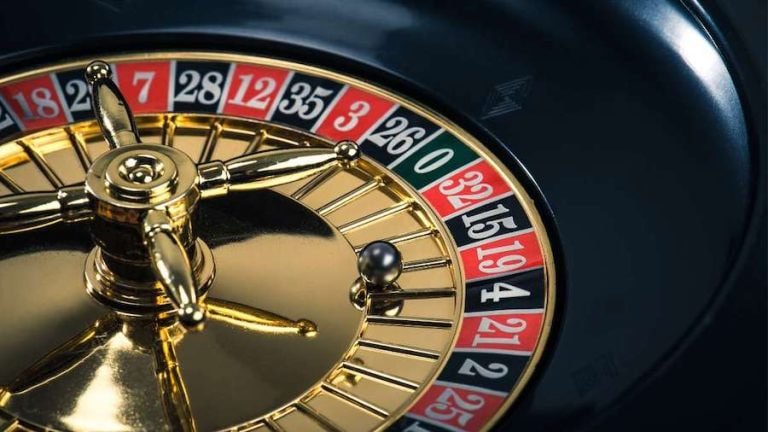 Grafis permainan crash di mamen slot dengan kurva multiplier real-time